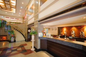 Отель Cathay Hotel  Betong